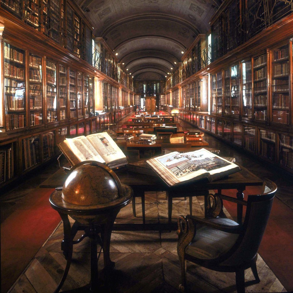 Salone-Palagiano-BibliotecaReale-Torino1