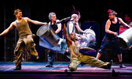STOMP formidabili ballerini-percussionisti-attori-acrobati al Teatro Alfieri