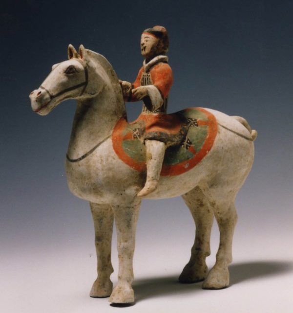 La cavalcata celeste del MAO. Raffigurazioni equestri nella Cina antica.
