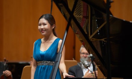 La naturalezza del tocco di Chloe Mun regala Scherzi e Polonaise di Chopin.