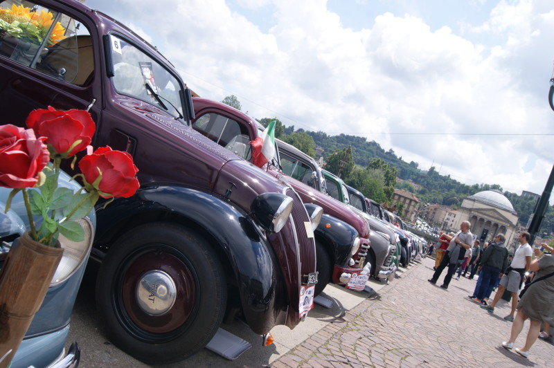 Festa per le Fiat Topolino. In arrivo da tutta Europa per festeggiare i loro primi ottant’anni.