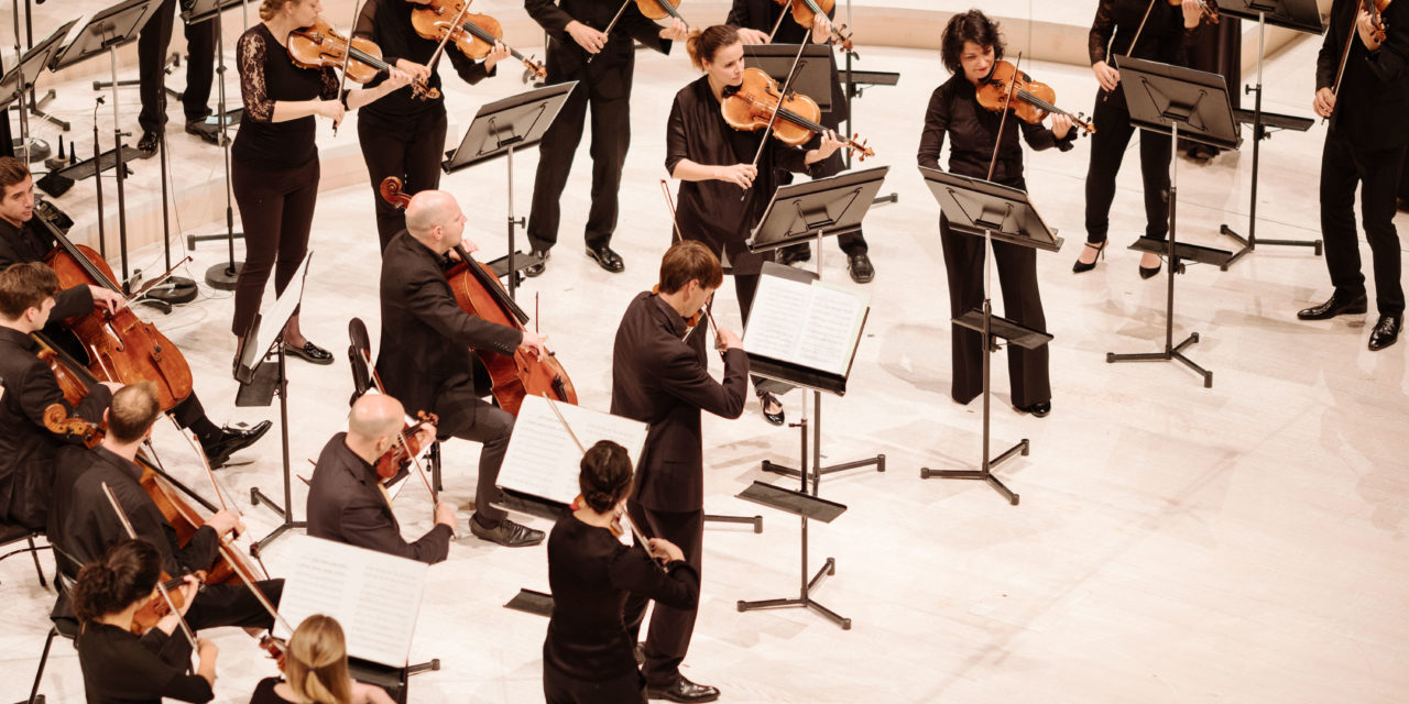 Dondolare tra Haydn e Bartok condotti da Xavier Roth e la Mahler Chamber Orchestra
