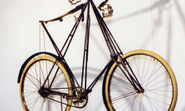 All'asta le biciclette recuperate dalle Officine Creative Torino.