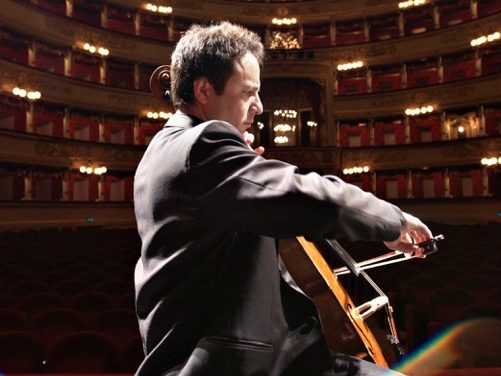 L'Unione Musicale propone le cello suite eseguite da Massimo Polidori.
