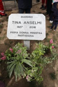 Un giardino dedicato a Tina Anselmi 